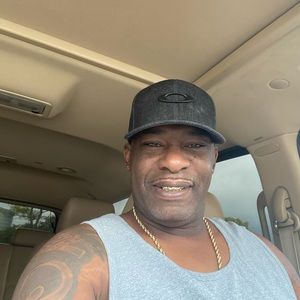 Meet your Posher, Derrick